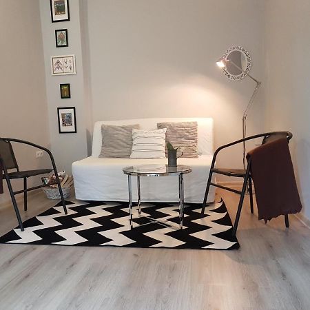 Flat In Varna, Central Location, Close To Beach Eksteriør billede