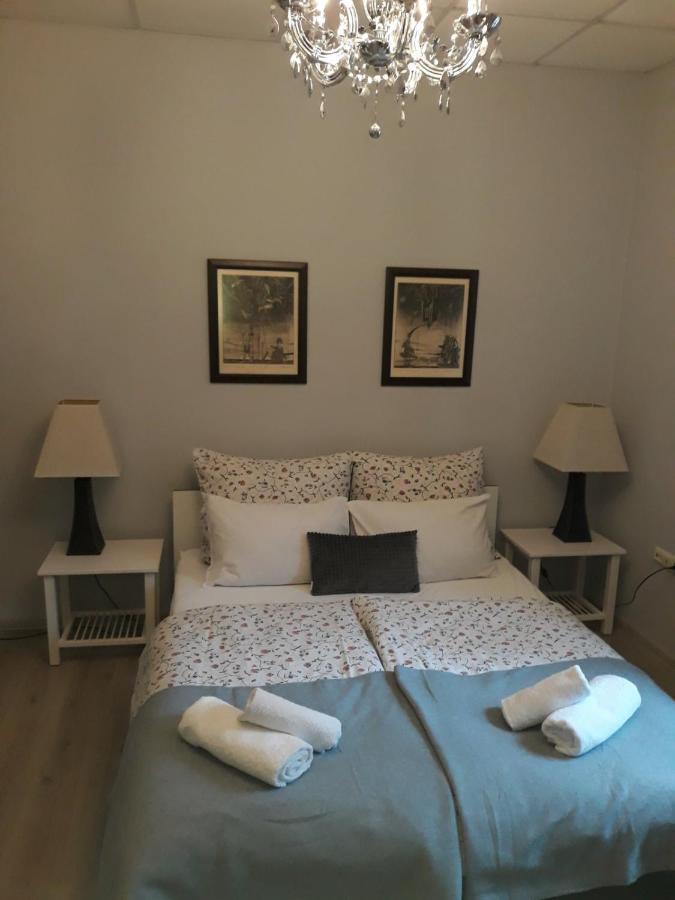 Flat In Varna, Central Location, Close To Beach Eksteriør billede
